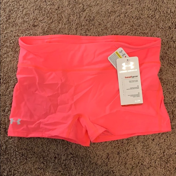 Under Armour Pants - Under Armour spandex shorts